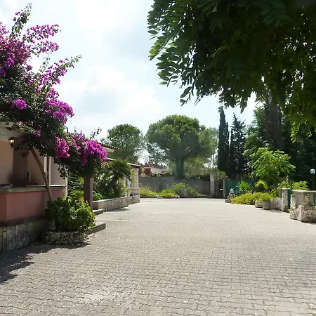 Villa Cardigliano Villa *